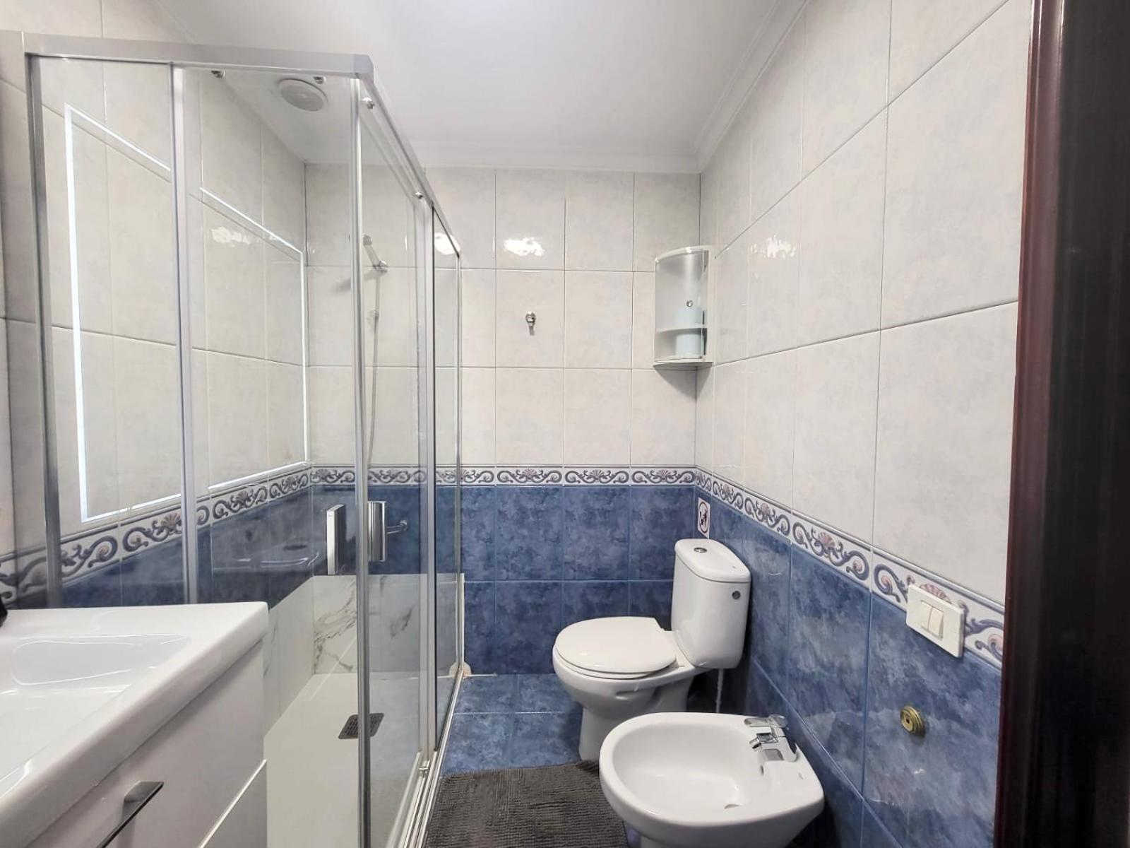 Affordable Holiday Accommodation For Large Families And Groups At Las Canteras Beach With 3 Bedrooms And Free Parking Las Palmas de Gran Canaria Eksteriør billede
